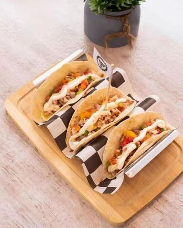 Tacos de Chicharrón